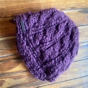 Merrell Maroon knit beanie hat with lip One Size
